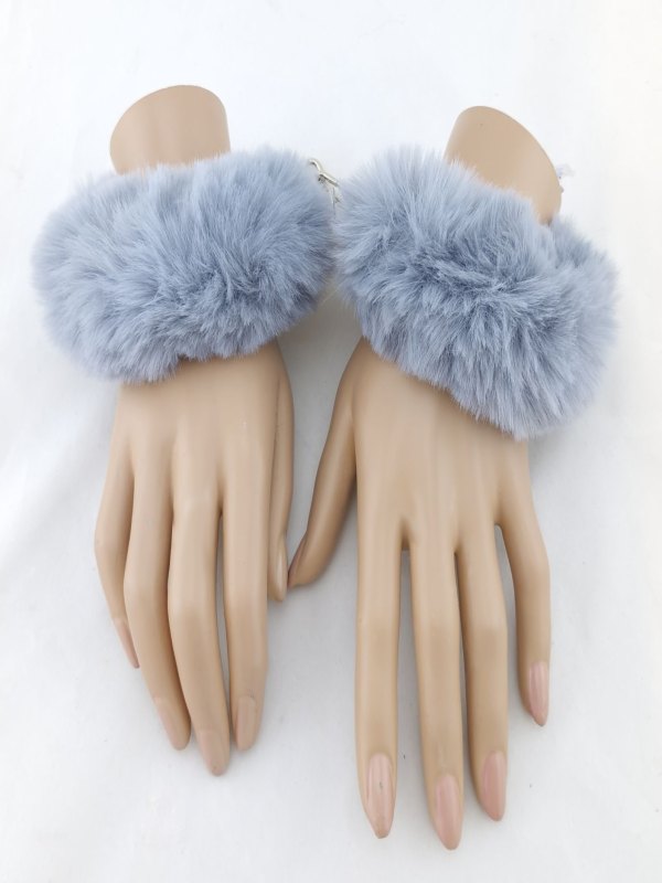 Poison Rose Fluffy Metal Hand Cuffs Silver Fox - Passionzone Adult Store